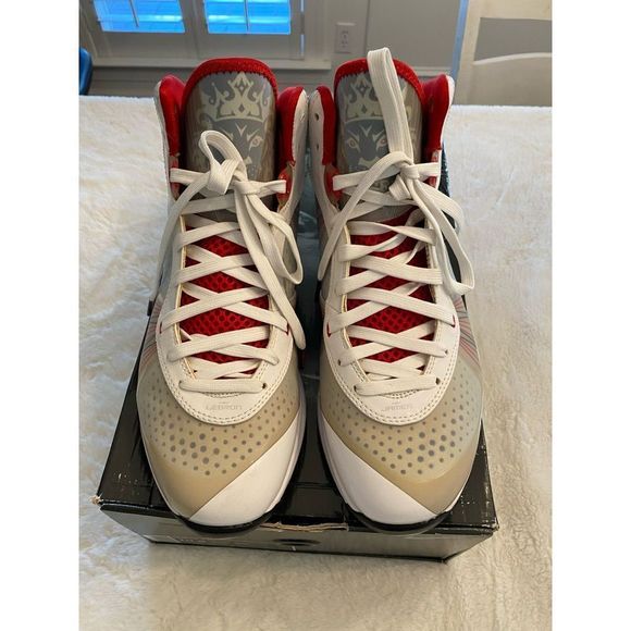 Lebron 8 V/2 ‘HOME’ main image 4